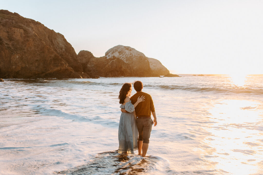maternity session as an example of date night ideas in san francisco