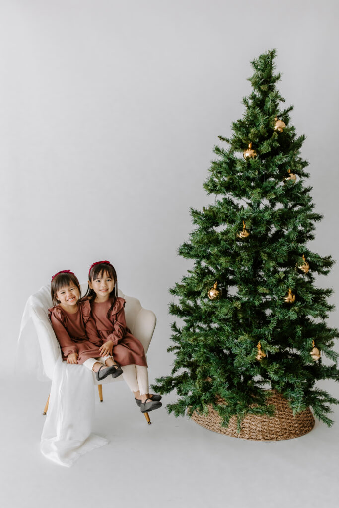 family holiday photo as example of San Jose Family Photographer