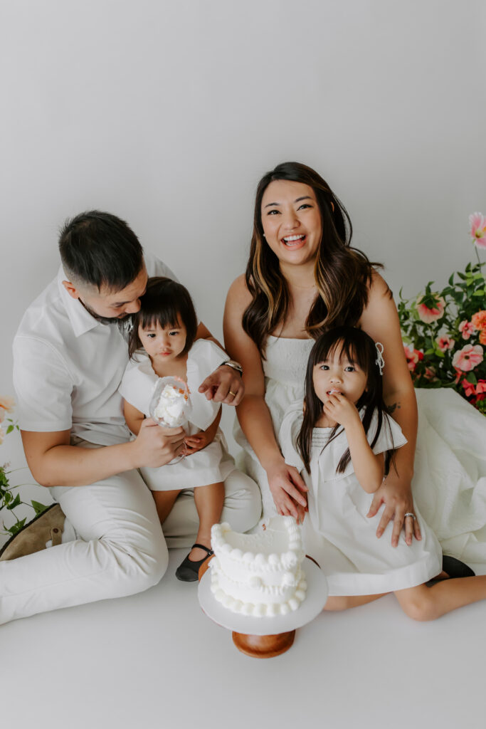 gender reveal session as example of Bay Area maternity photographer