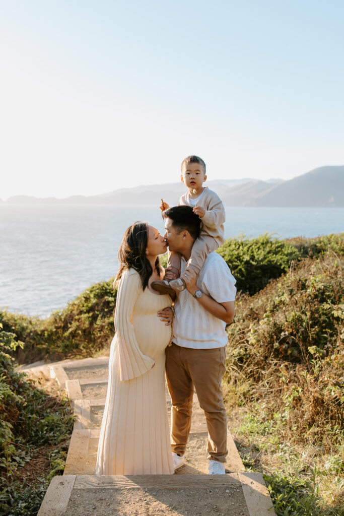 maternity session as example of san francisco maternity photographer