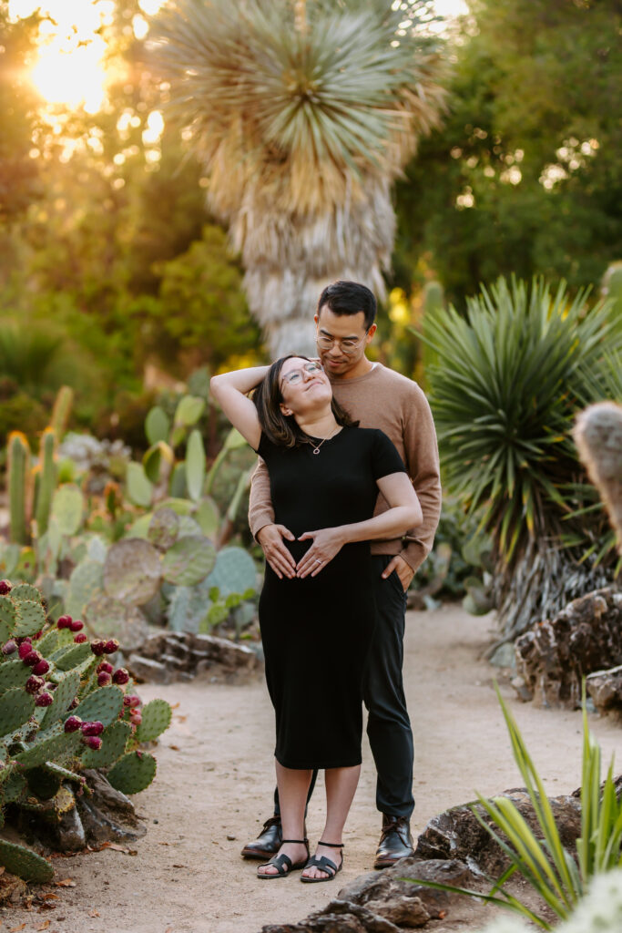 palo alto cactus garden maternity session as example of san francisco maternity photographer