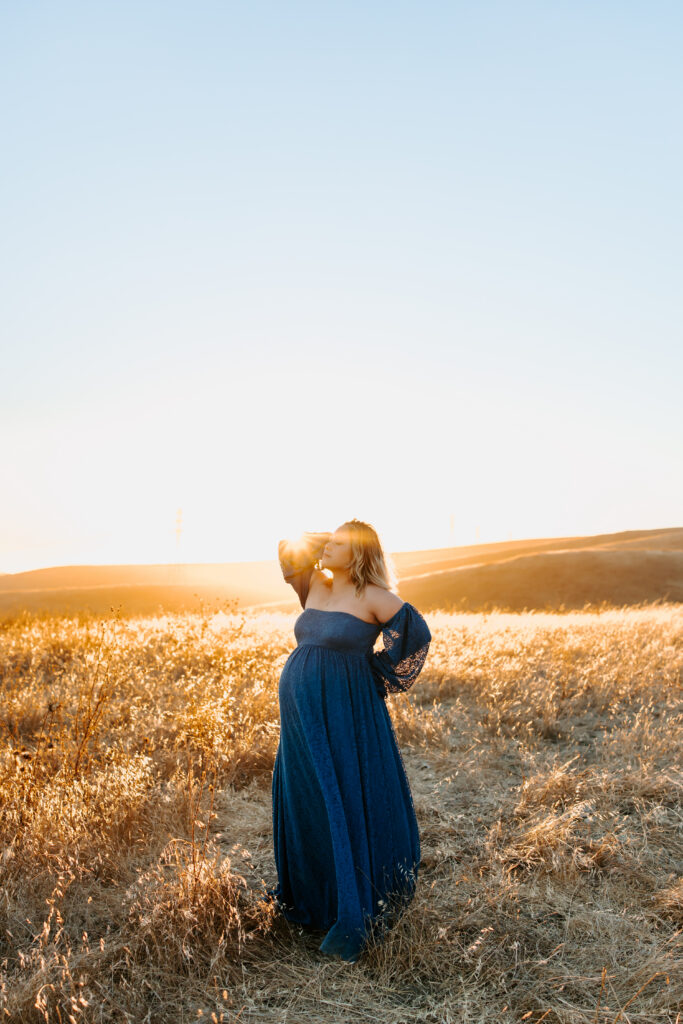 maternity session as example of Fremont maternity photographer