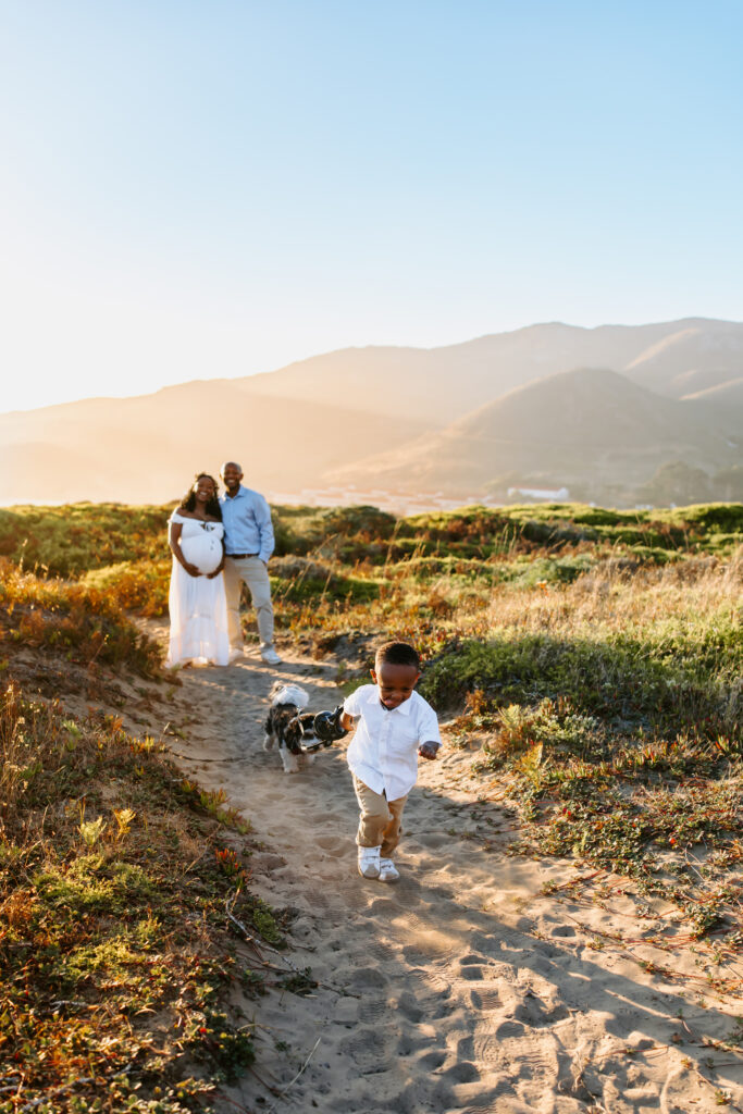 maternity session as example of marin maternity photographer